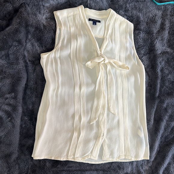 Tommy Hilfiger Small Front Tie Button Blouse - Picture 2 of 10